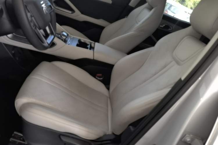 Used BYD Yuan UP 2024 401KM Leading Edition Left Front Seat