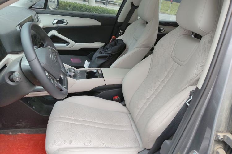 Used BYD Yuan UP 2024 401KM Beyond Edition Left Front Seat
