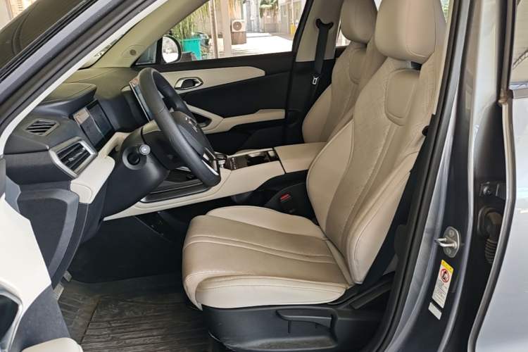 Used BYD Yuan UP 2024 401 km Active Version Left Front Seat