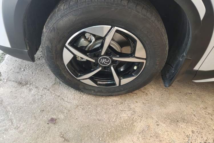 Used BYD Yuan UP 2024 401KM Leading Edition Left Front Wheel Hub