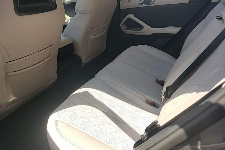 Used BYD Yuan UP 2024 401KM Beyond Edition Left Rear Seat