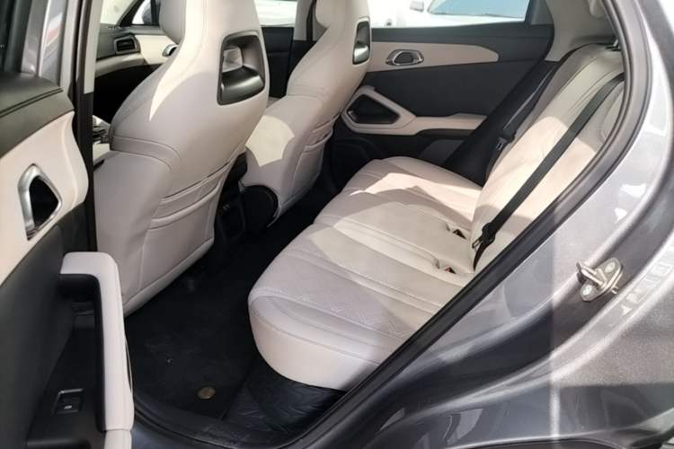 Used BYD Yuan UP 2024 401KM Beyond Edition Left Rear Seat