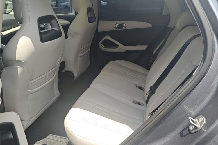 Used BYD Yuan UP 2024 401KM Beyond Edition Left Rear Seat