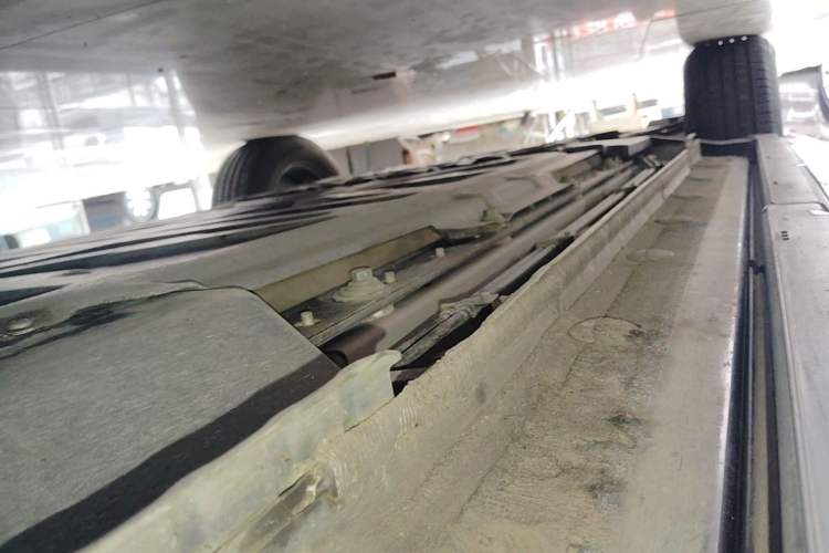 Used BYD Yuan UP 2024 401 km Active Version Left Side Sill