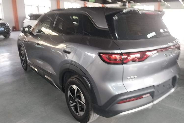 Used BYD Yuan UP 2024 401KM Leading Edition Rear Left 45 Deg
