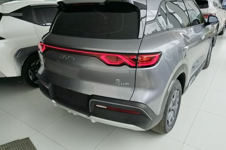 Used BYD Yuan UP 2024 401 km Active Version Rear Right 45 Deg