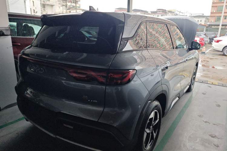 Used BYD Yuan UP 2024 401KM Leading Edition Rear Right 45 Deg