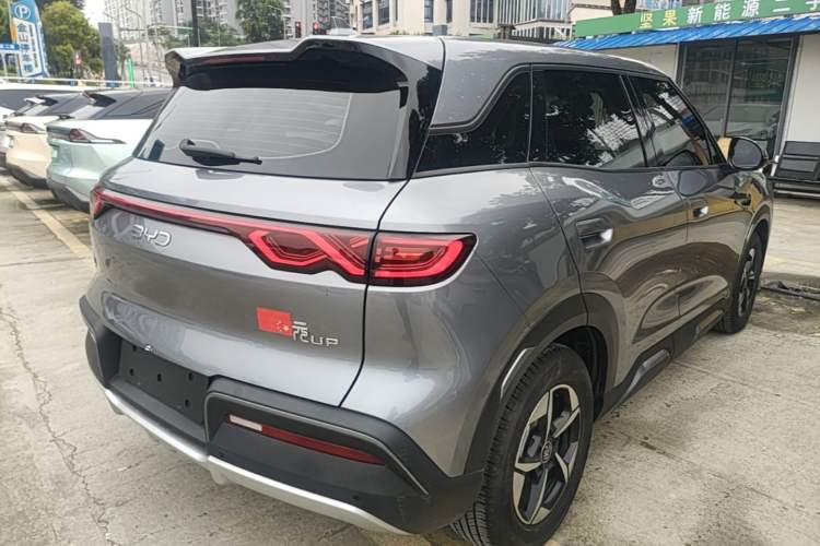 Used BYD Yuan UP 2024 401KM Leading Edition Rear Right 45 Deg