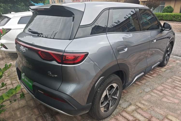Used BYD Yuan UP 2024 401KM Leading Edition Rear Right 45 Deg