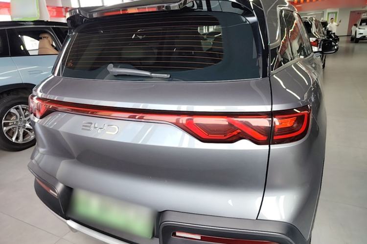 Used BYD Yuan UP 2024 401KM Beyond Edition Rear