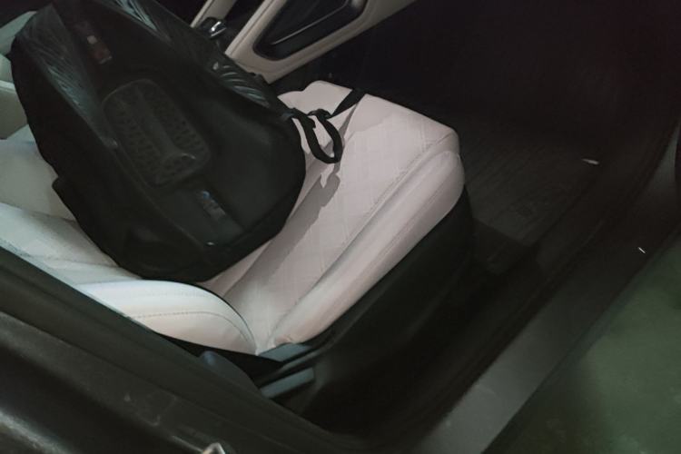 Used BYD Yuan UP 2024 401 km Active Version Right Front Seat