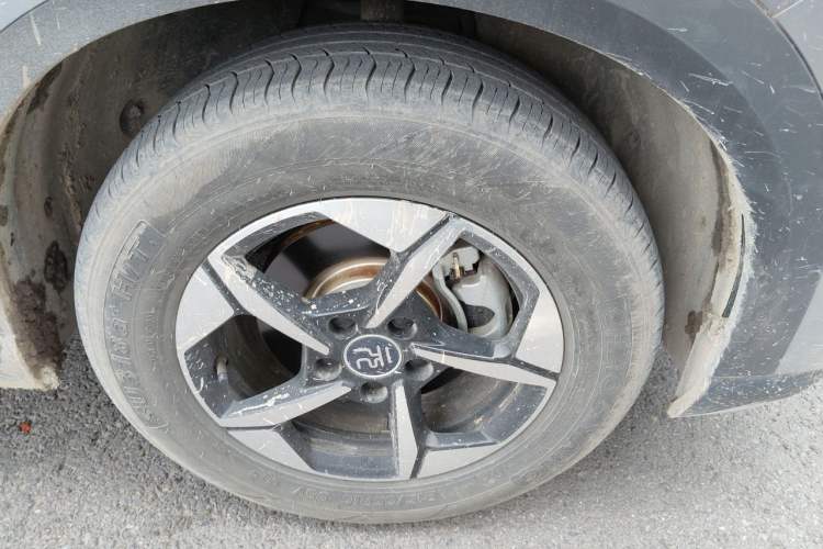 Used BYD Yuan UP 2024 401KM Beyond Edition Right Front Wheel Hub