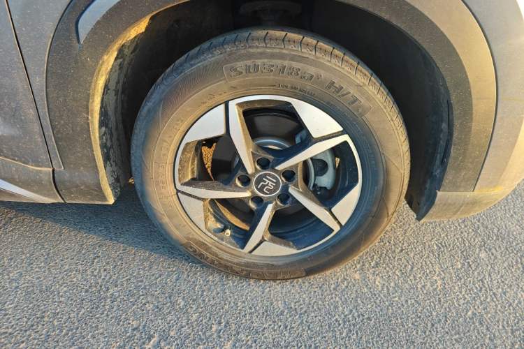 Used BYD Yuan UP 2024 401KM Beyond Edition Right Front Wheel Hub