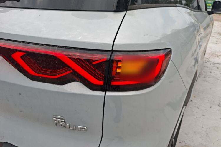Used BYD Yuan UP 2024 401KM Beyond Edition Right Rear Taillight