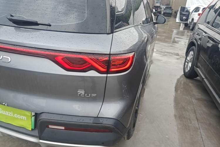 Used BYD Yuan UP 2024 401KM Leading Edition Right Rear Taillight