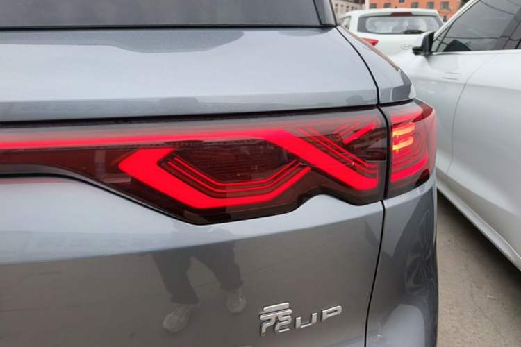 Used BYD Yuan UP 2024 401 km Active Version Right Rear Taillight