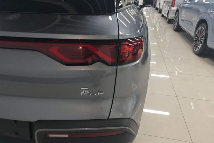 Used BYD Yuan UP 2024 401 km Active Version Right Rear Taillight