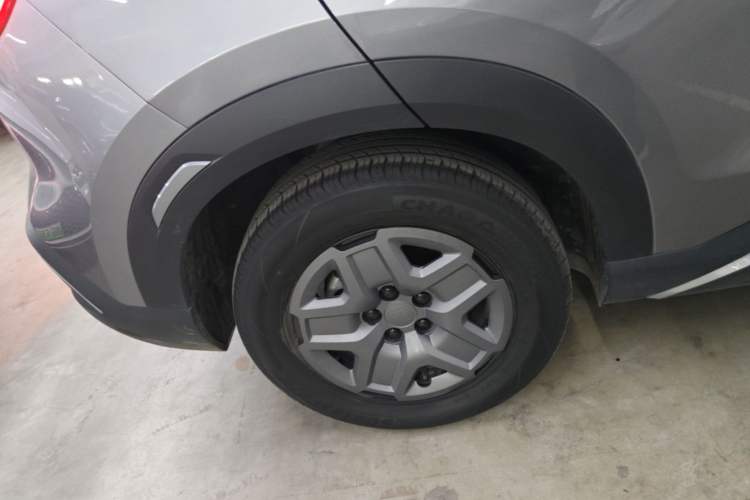Used BYD Yuan UP 2024 401 km Active Version Right Rear Wheel Hub