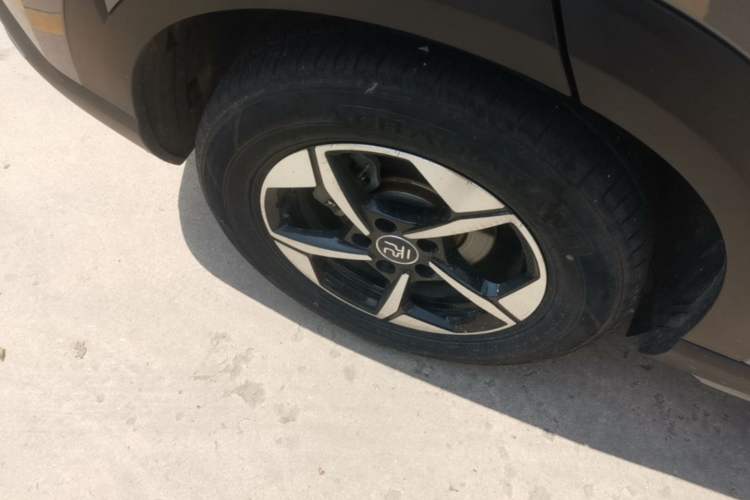 Used BYD Yuan UP 2024 401KM Beyond Edition Right Rear Wheel Hub