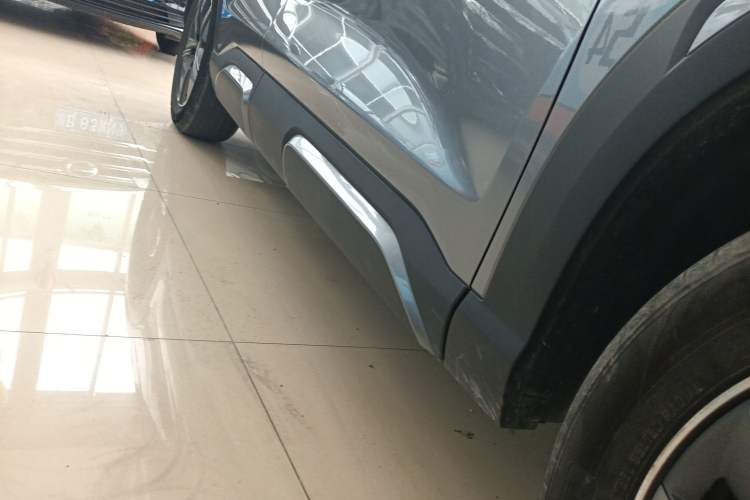 Used BYD Yuan UP 2024 401KM Beyond Edition Right Side Sill