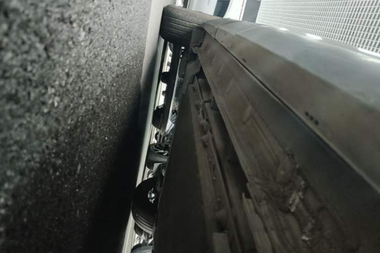 Used BYD Yuan UP 2024 401KM Leading Edition Right Side Sill