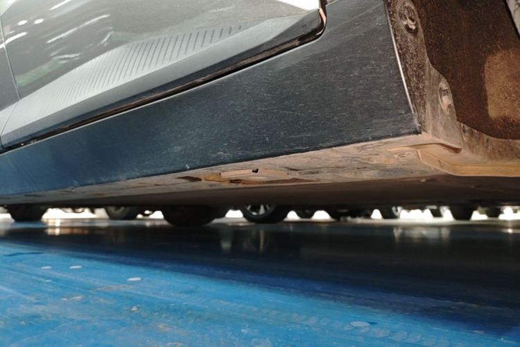 Used BYD Yuan UP 2024 401KM Leading Edition Right Side Sill