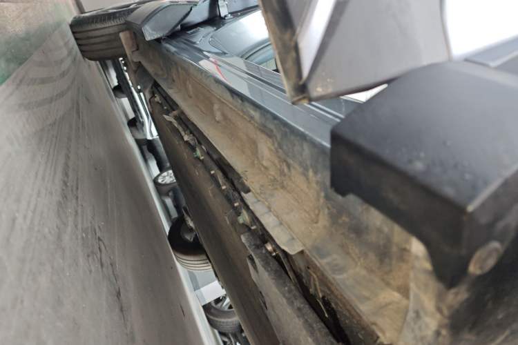 Used BYD Yuan UP 2024 401KM Leading Edition Right Side Sill