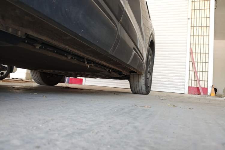 Used BYD Yuan UP 2024 401 km Active Version Right Side Sill