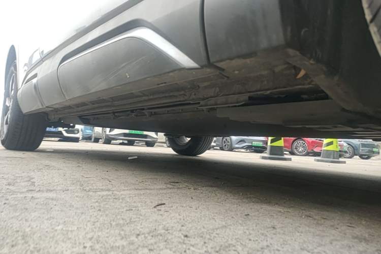 Used BYD Yuan UP 2024 401KM Leading Edition Right Side Sill