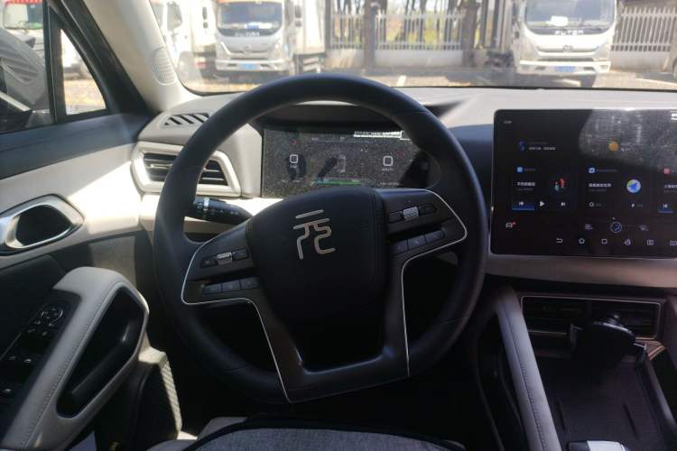 Used BYD Yuan UP 2024 401KM Leading Edition Steering Wheel