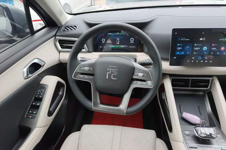 Used BYD Yuan UP 2024 401 km Active Version Steering Wheel