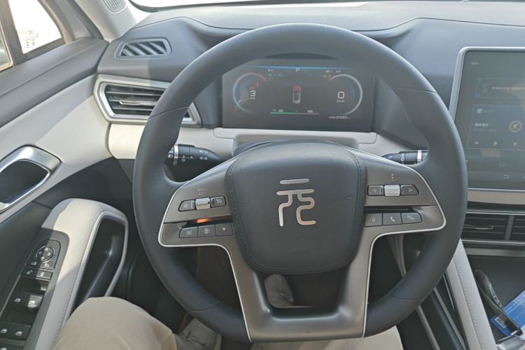 Used BYD Yuan UP 2024 401KM Leading Edition Steering Wheel
