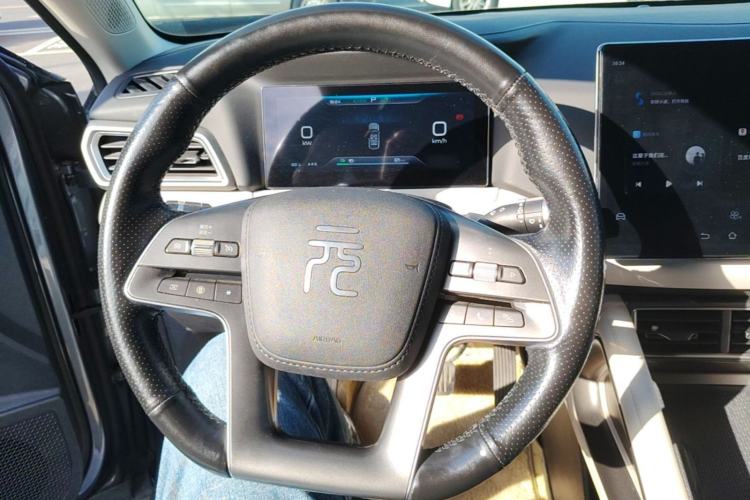 Used BYD Yuan UP 2024 401KM Leading Edition Steering Wheel