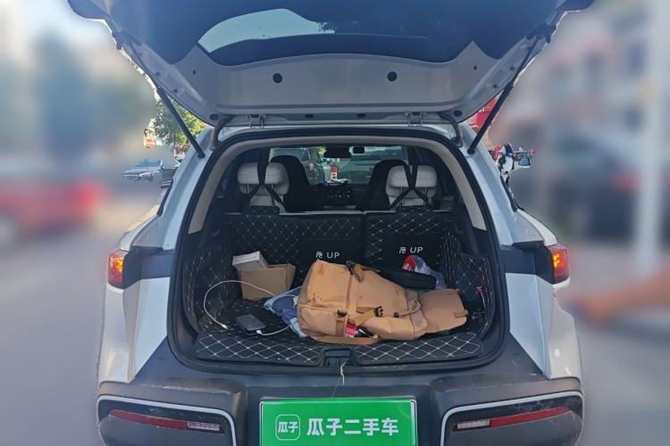 Used BYD Yuan UP 2024 401 km Active Version Trunk
