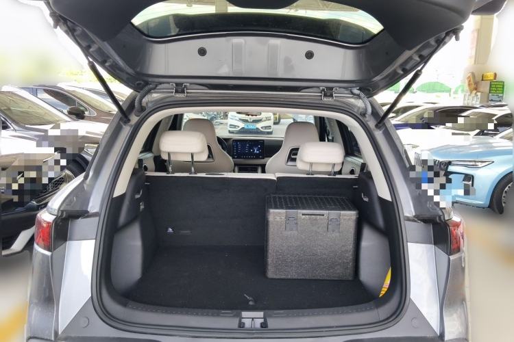 Used BYD Yuan UP 2024 401KM Leading Edition Trunk
