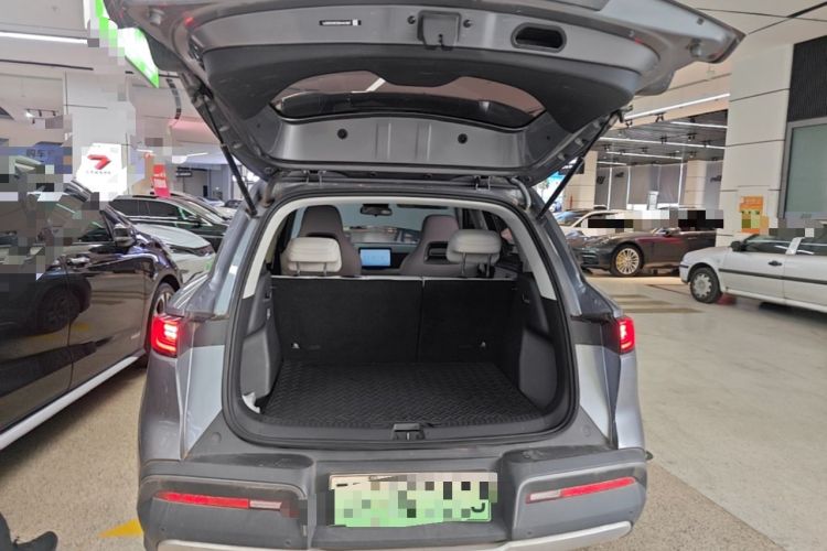 Used BYD Yuan UP 2024 401 km Active Version Trunk
