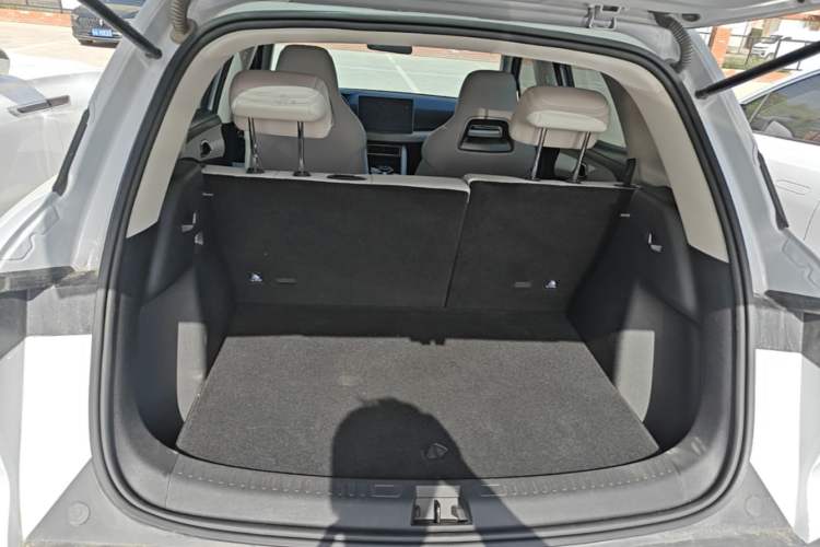 Used BYD Yuan UP 2024 401KM Leading Edition Trunk