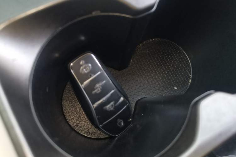 Used BYD Yuan UP 2024 401KM Beyond Edition Vehicle Key