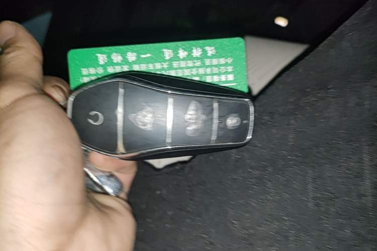 Used BYD Yuan UP 2024 401 km Active Version Vehicle Key
