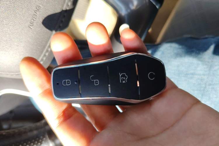 Used BYD Yuan UP 2024 401KM Leading Edition Vehicle Key