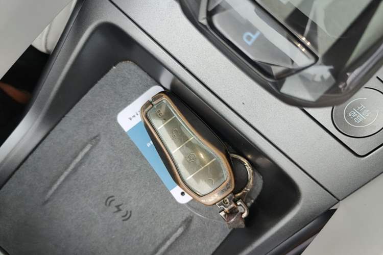 Used BYD Yuan UP 2024 401KM Beyond Edition Vehicle Key