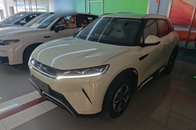 Ojetý BYD Yuan UP 2024 401KM Beyond Edition