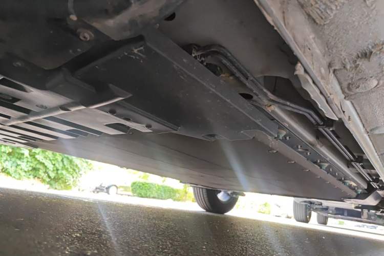Used BYD Yuan UP 2024 401KM Leading Edition Chassis Front Left