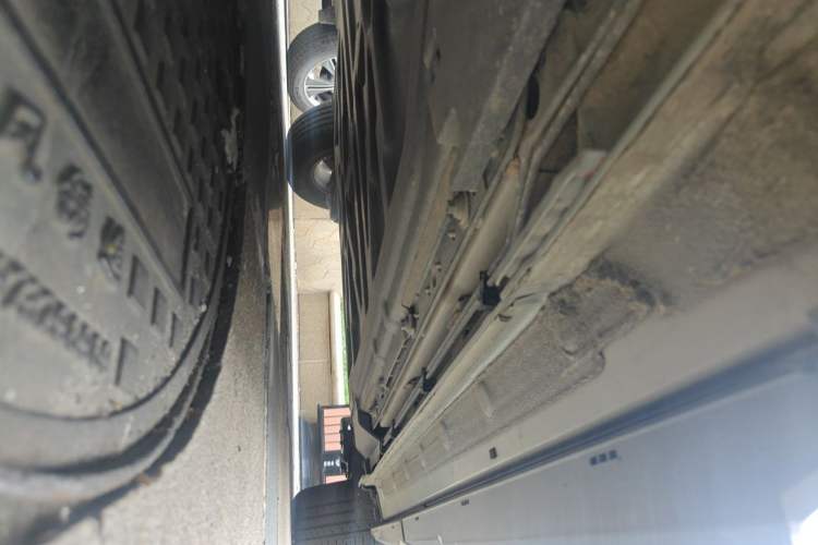 Used BYD Yuan UP 2024 401KM Leading Edition Chassis Front Left