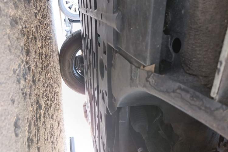 Used BYD Yuan UP 2024 401 km Active Version Chassis Front Right