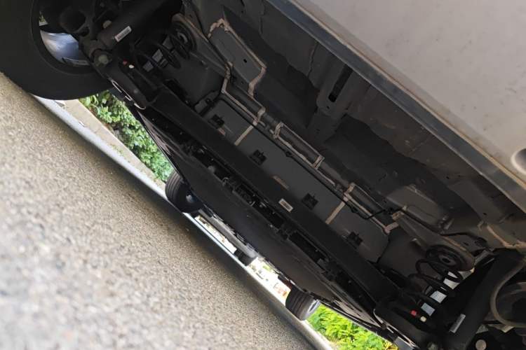 Used BYD Yuan UP 2024 401KM Leading Edition Chassis Rear