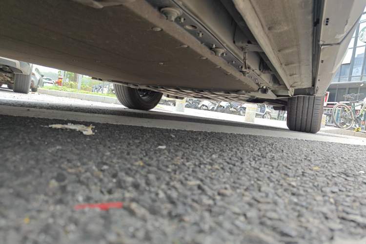 Used BYD Yuan UP 2024 401 km Active Version Chassis Rear Right