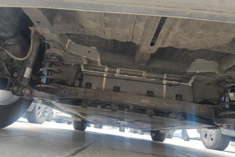 Used BYD Yuan UP 2024 401KM Leading Edition Chassis Rear