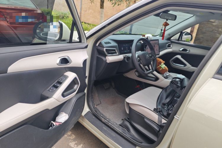 Used BYD Yuan UP 2024 401KM Leading Edition Driver Seat