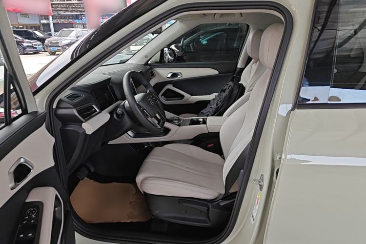 Used BYD Yuan UP 2024 401 km Active Version Driver Seat
